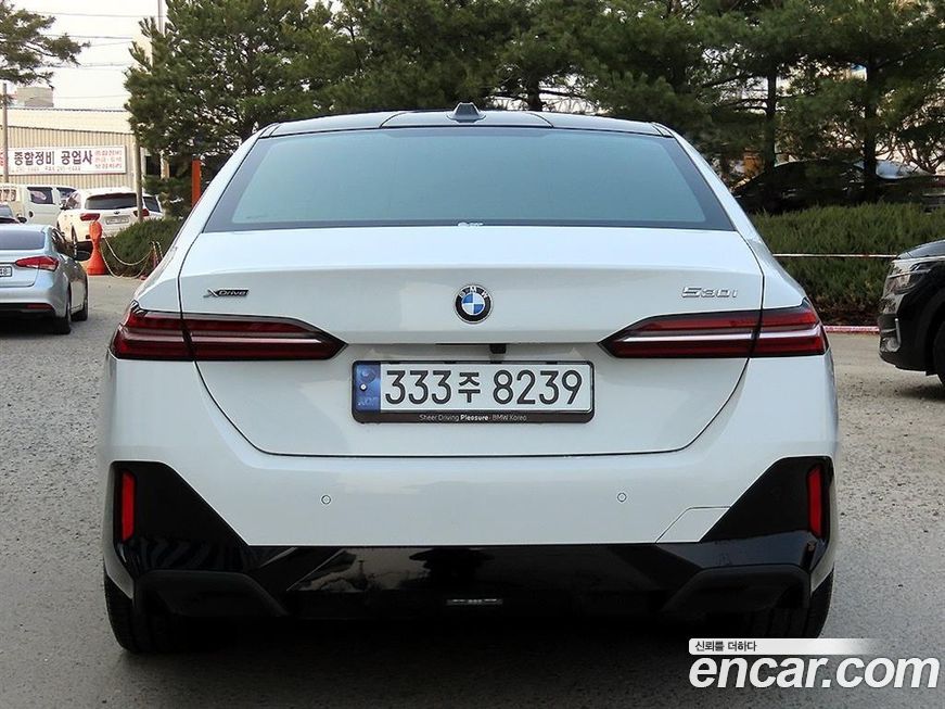 BMW 5-Series 530i xDrive M Sport, 2024