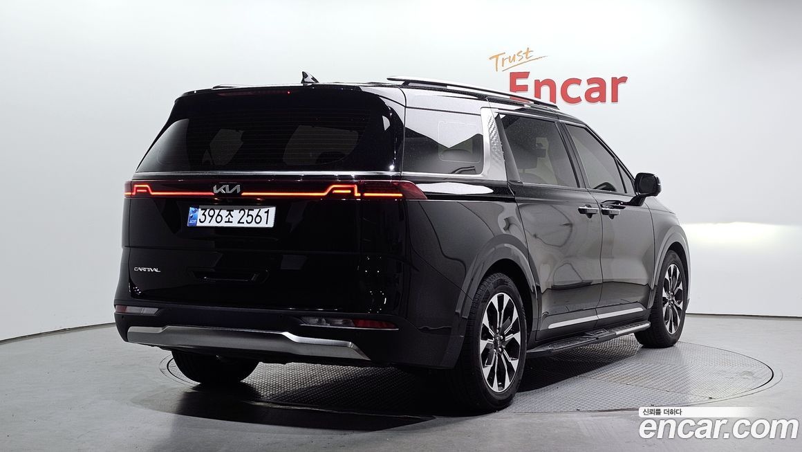 Kia Carnival 9-Seater Noblesse, 2023