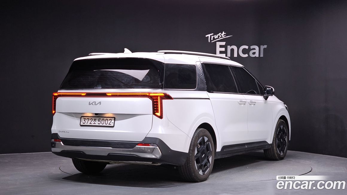 Kia Carnival 9-Seater Noblesse, 2025