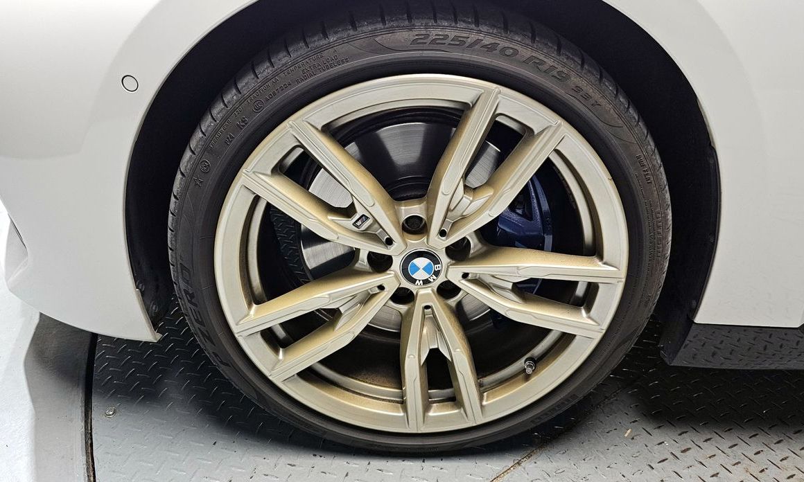 BMW 2-Series M240i xDrive Coupe, 2024