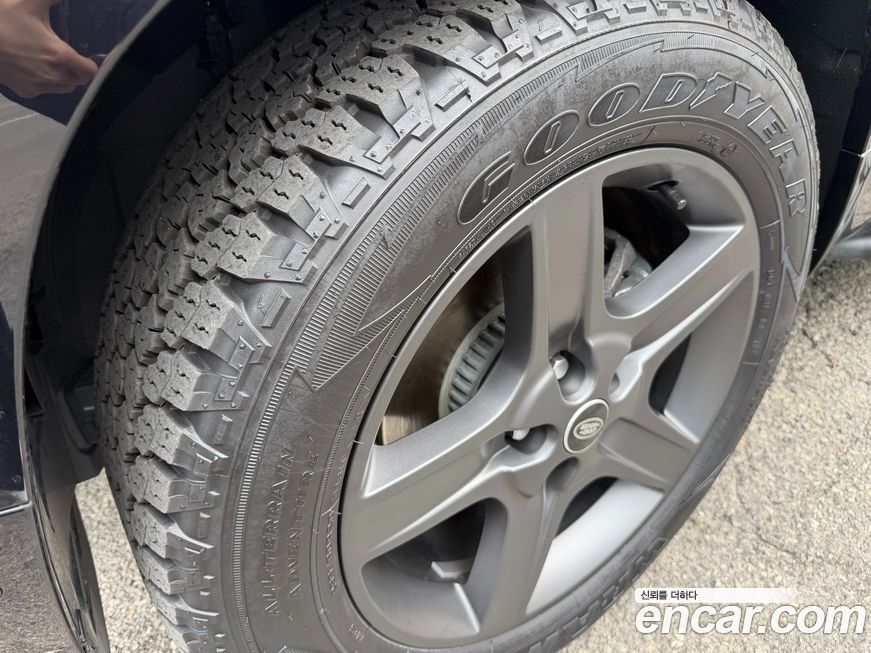 Land Rover Defender 110 D250 X-Dynamic SE, 2025