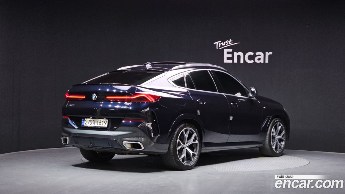 BMW X6 xDrive40i M Sport, 2023