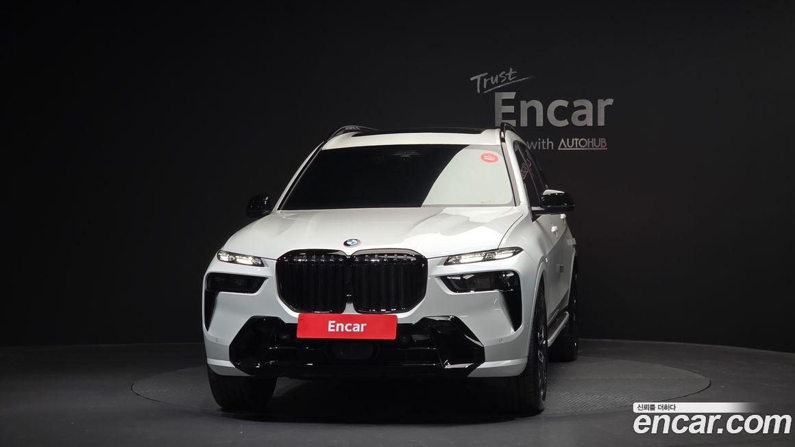 BMW X7 xDrive 40i M Sport 6STR, 2025