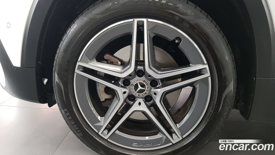 Mercedes-Benz GLB-Class GLB250 4MATIC, 2023