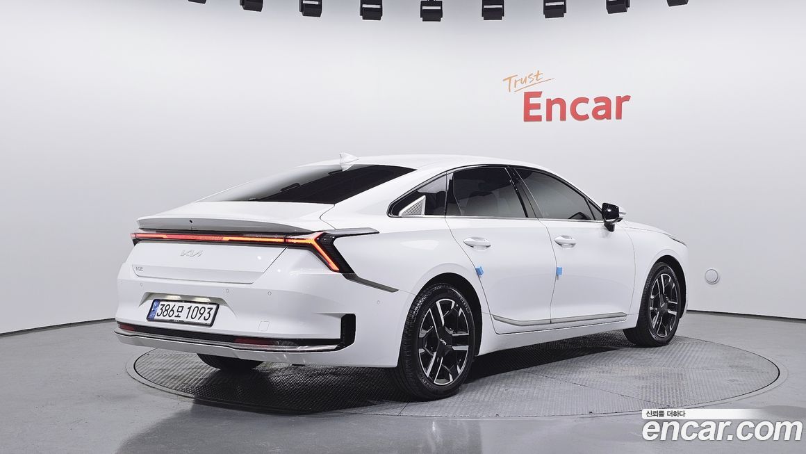 Kia K8 2.5 Gasoline 2WD, 2025