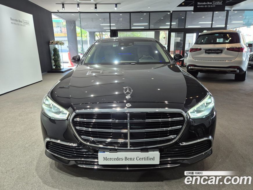 Mercedes-Benz S-Class S580L 4MATIC, 2025