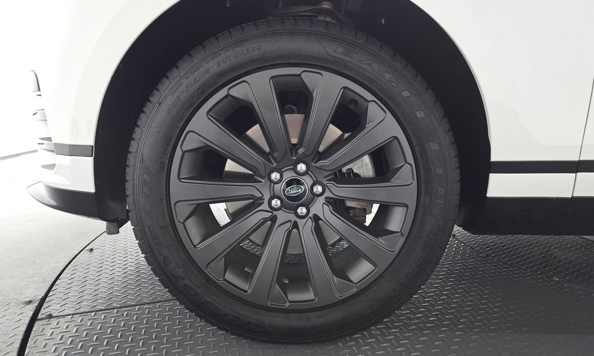 Land Rover Range Rover Velar 2.0 P250 R-Dynamic SE, 2023