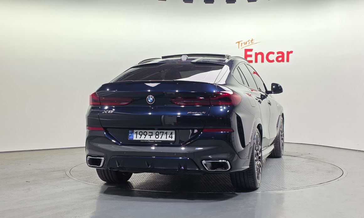 BMW X6 xDrive40i M Sport, 2024