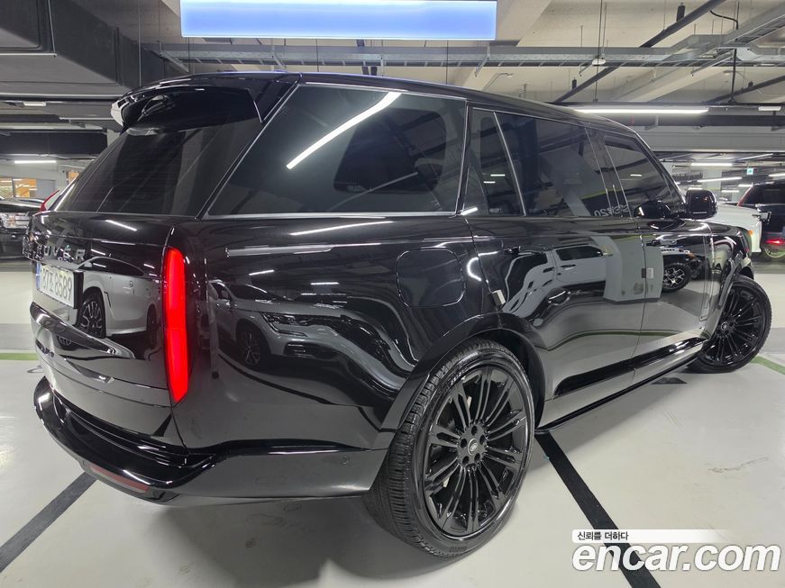 Land Rover Range Rover D350 Autobiography Long Wheel Base, 2024