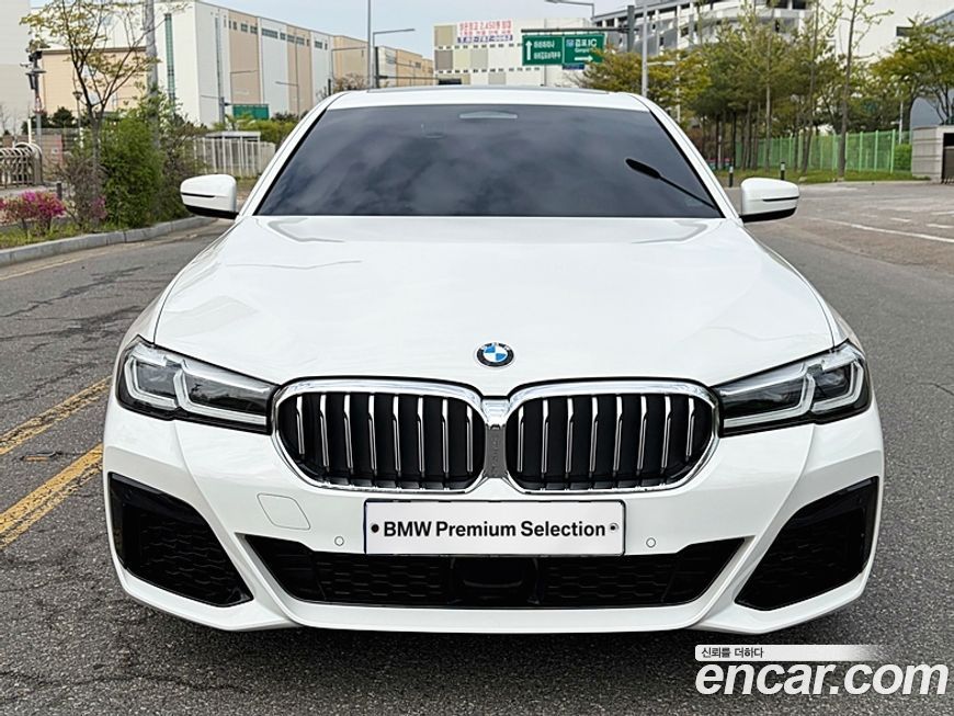 BMW 5-Series 520i M Sport, 2022