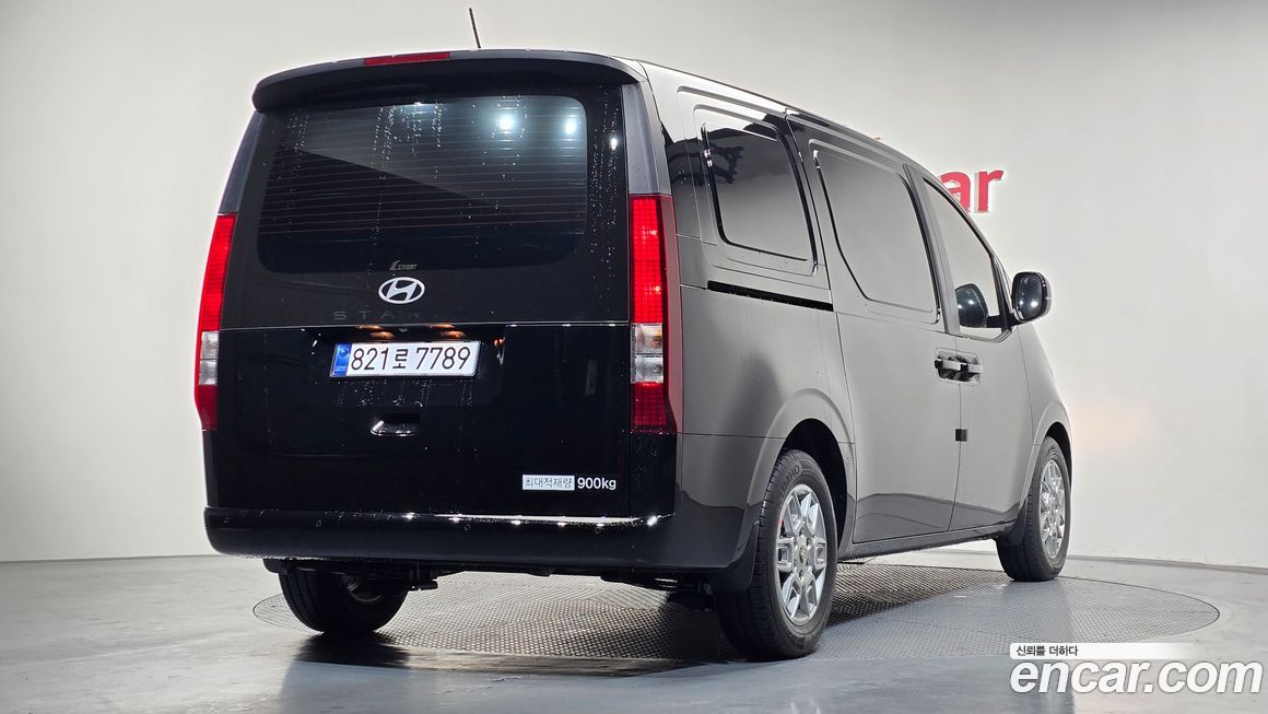 Hyundai Staria Cargo 3-Seater, 2025