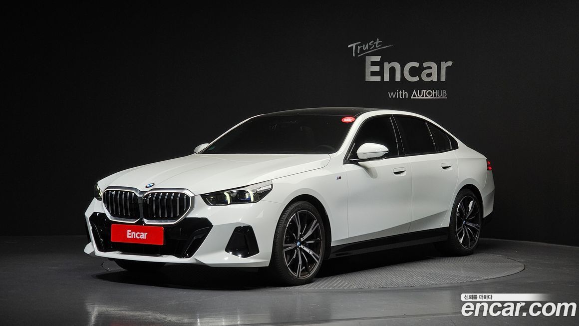 BMW 5-Series 530i xDrive M Sport, 2024