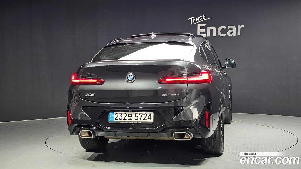BMW X4 xDrive20i M Sport, 2023