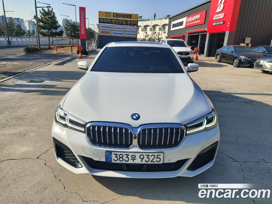 BMW 5-Series 530i M Sport Package, 2022