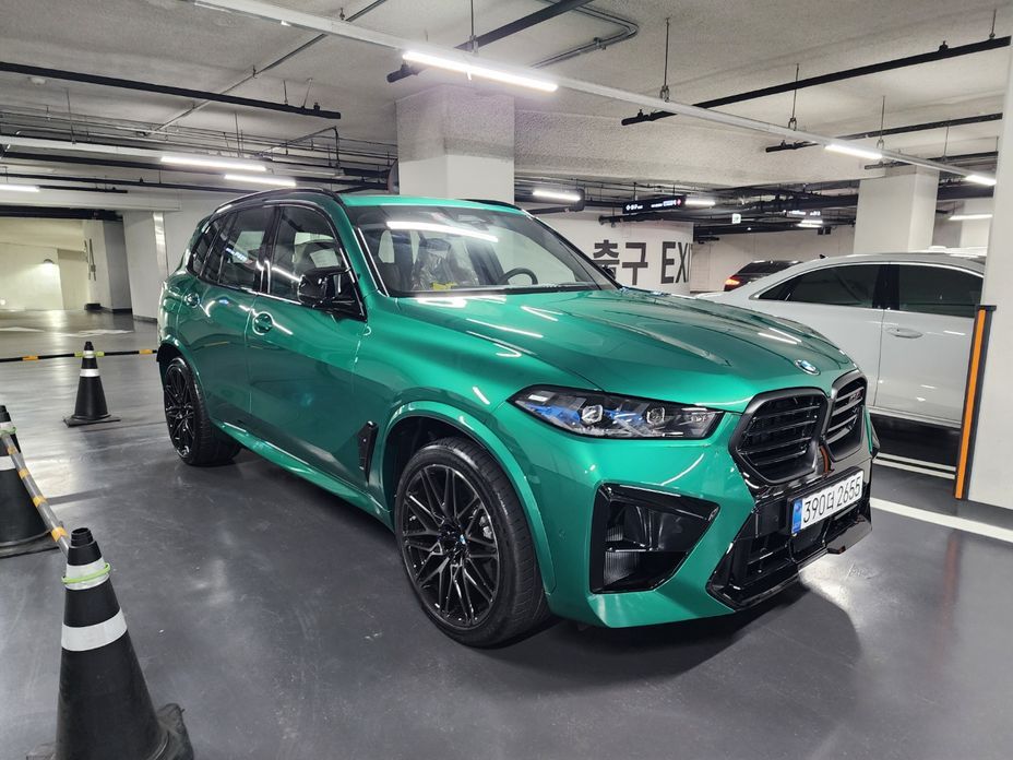 BMW X5M 4.4 Competition, 2025