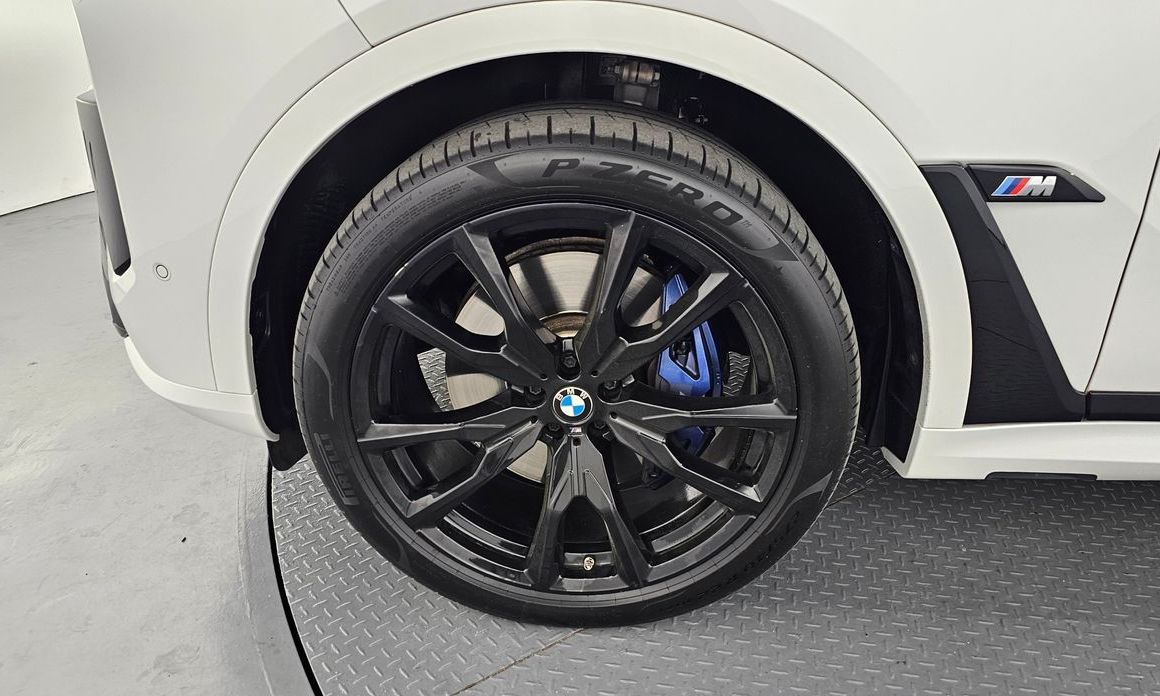 BMW X7 M60i xDrive M sport 6STR, 2024