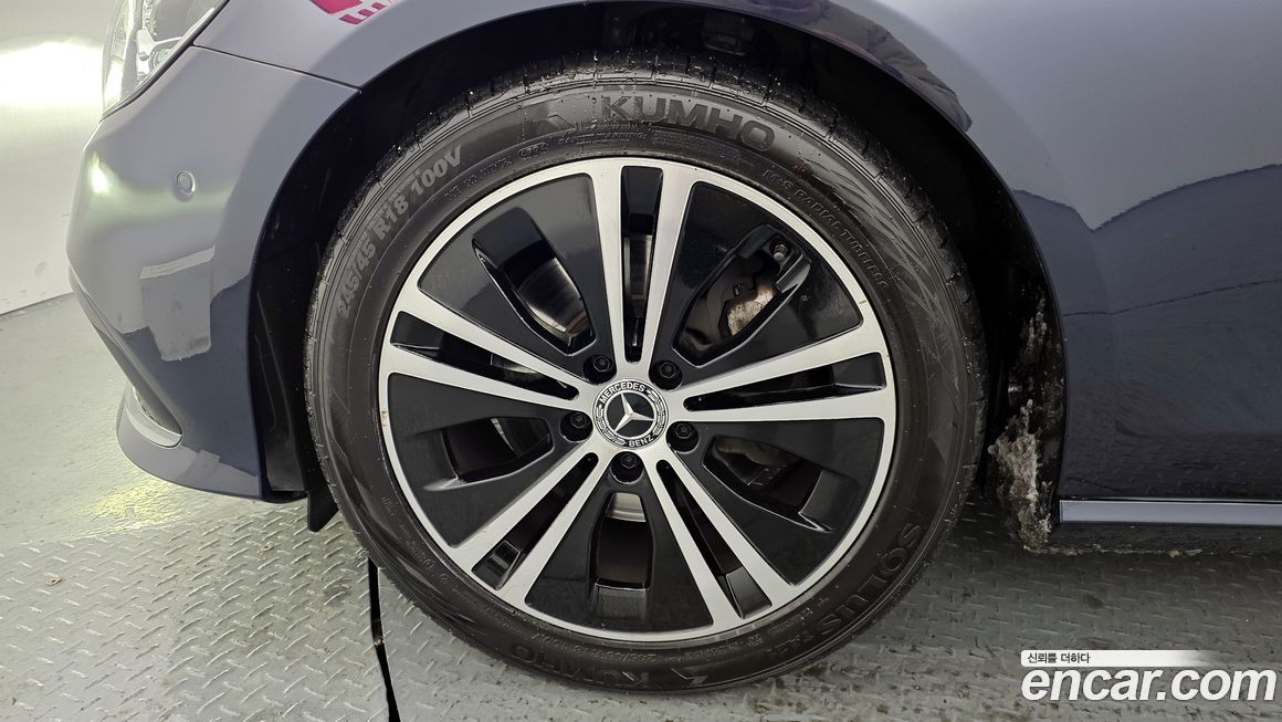 Mercedes-Benz E-Class E250 Avantgarde, 2022