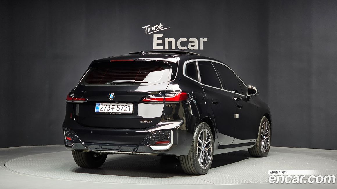 BMW 2-Series 220i M Sport Design, 2026