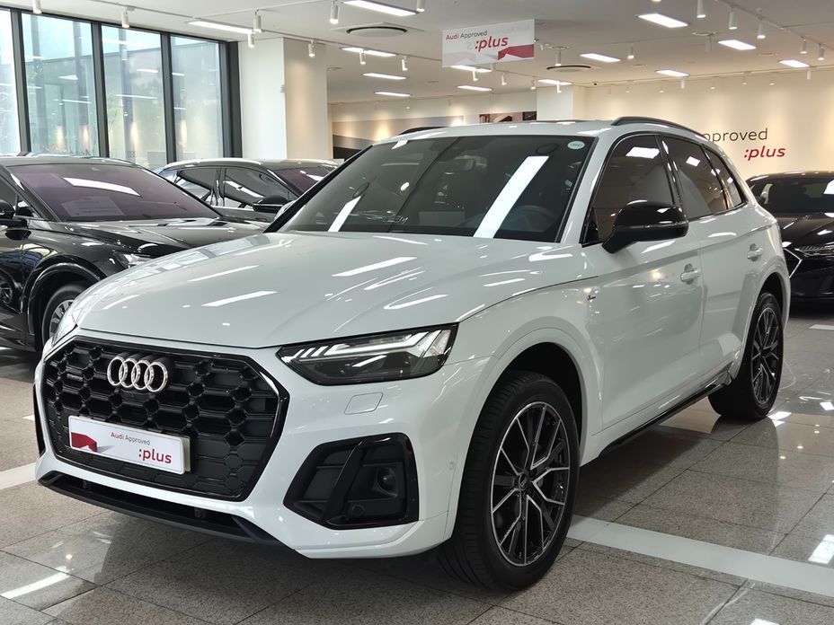 Audi Q5 45 TFSI Quattro Premium, 2024