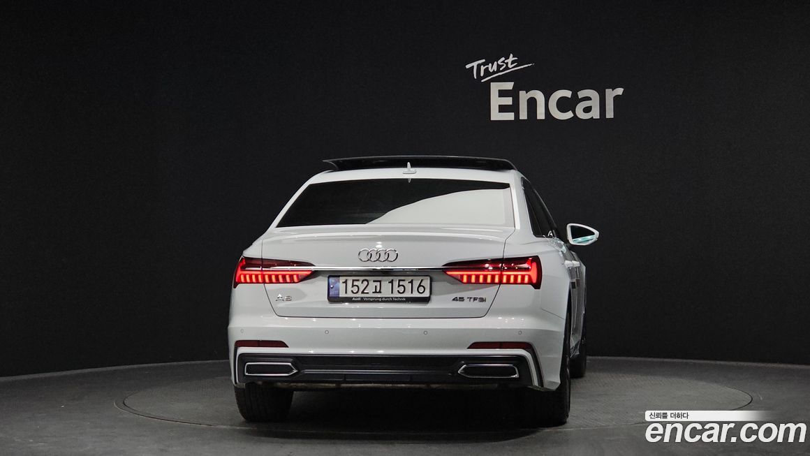 Audi A6 45 TFSI Premium, 2023