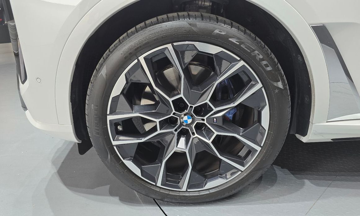 BMW X7 xDrive 40i M Sport 6STR, 2025
