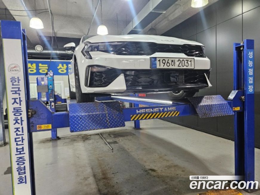 Kia K5 2.0, 2024
