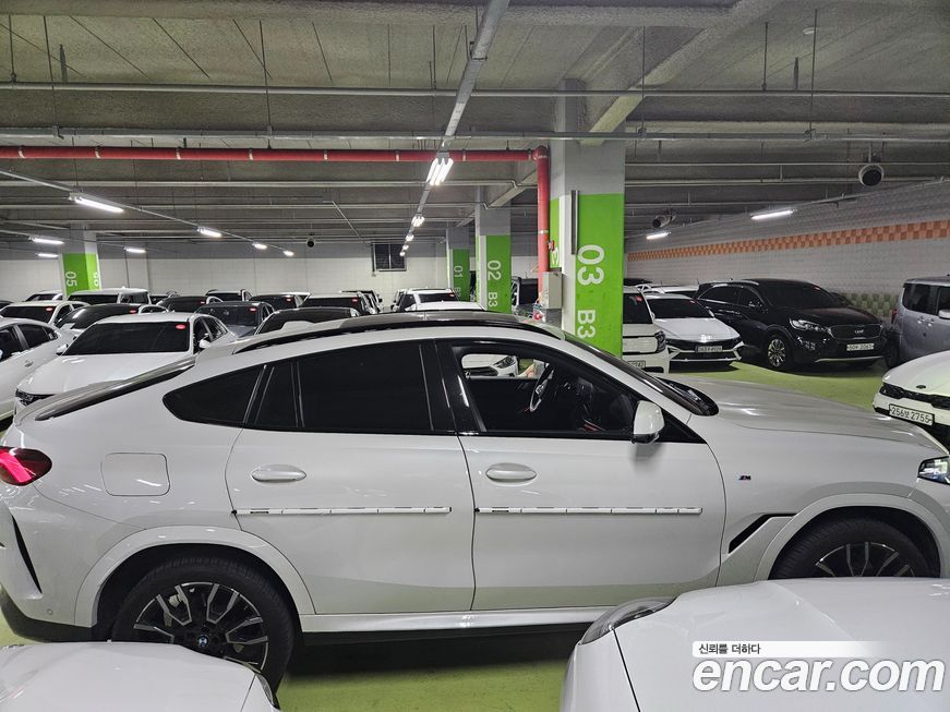BMW X6 xDrive40i M Sport, 2024