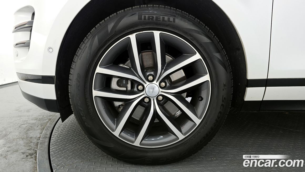 Land Rover Range Rover Evoque P250 Dynamic SE, 2024