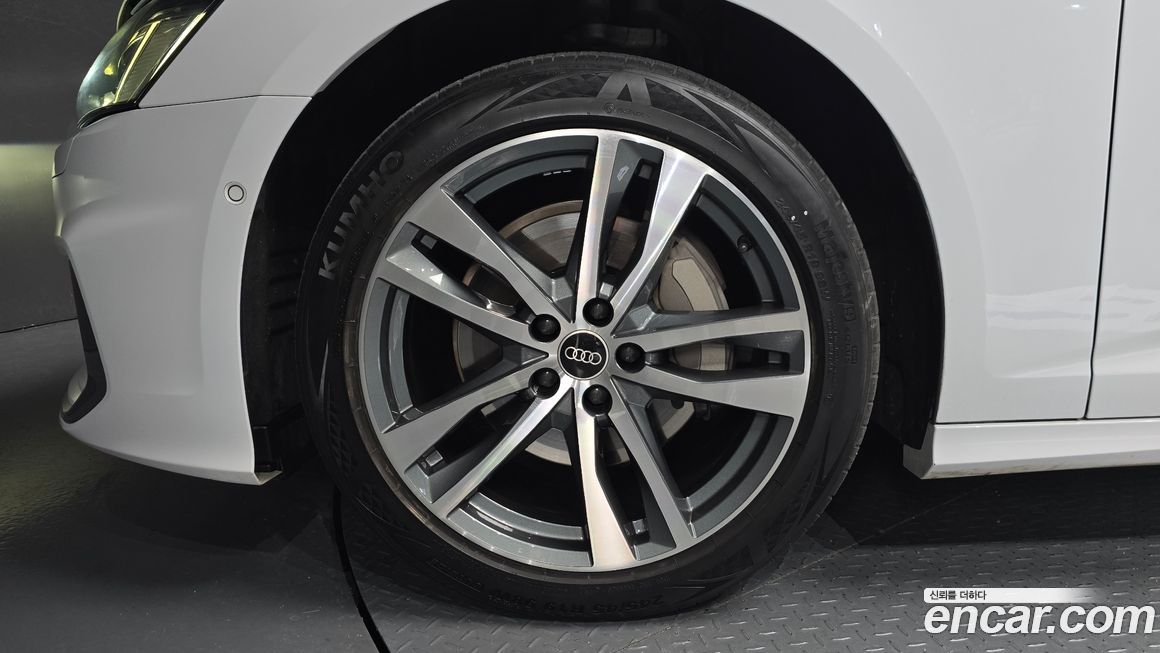 Audi A6 45 TFSI Premium, 2021