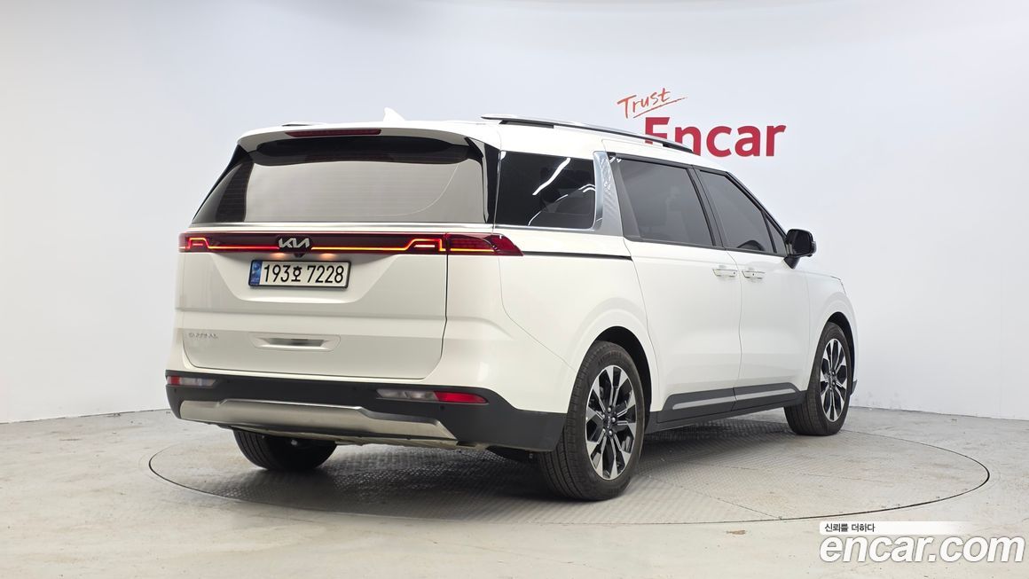 Kia Carnival 9-Seater Noblesse, 2023