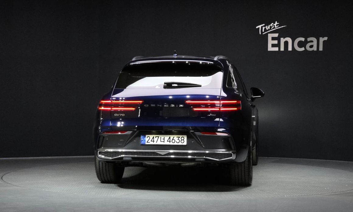Genesis GV70 2.5T Gasoline AWD, 2025