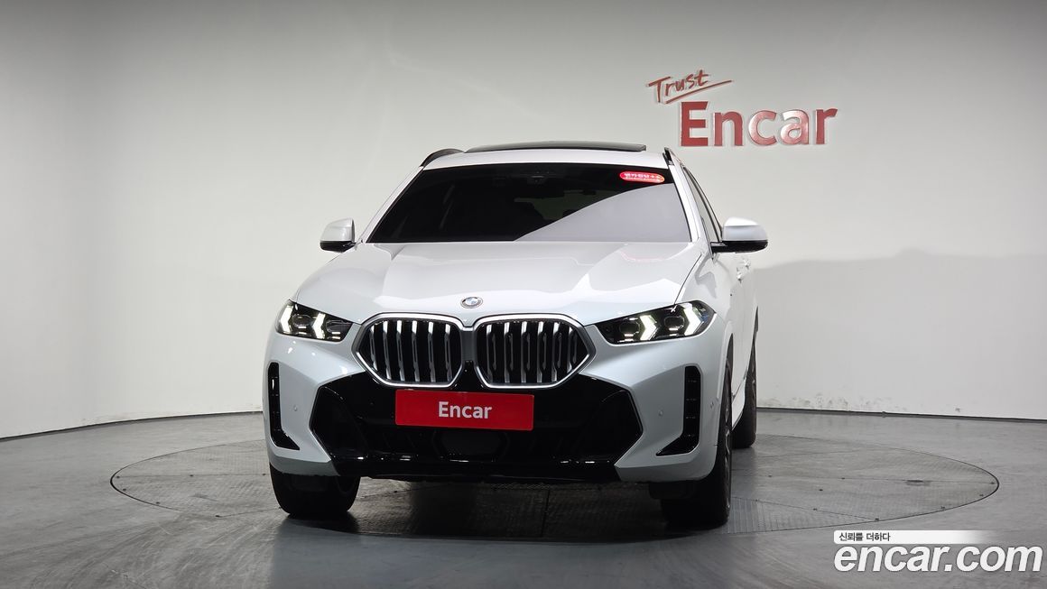 BMW X6 xDrive40i M Sport, 2025