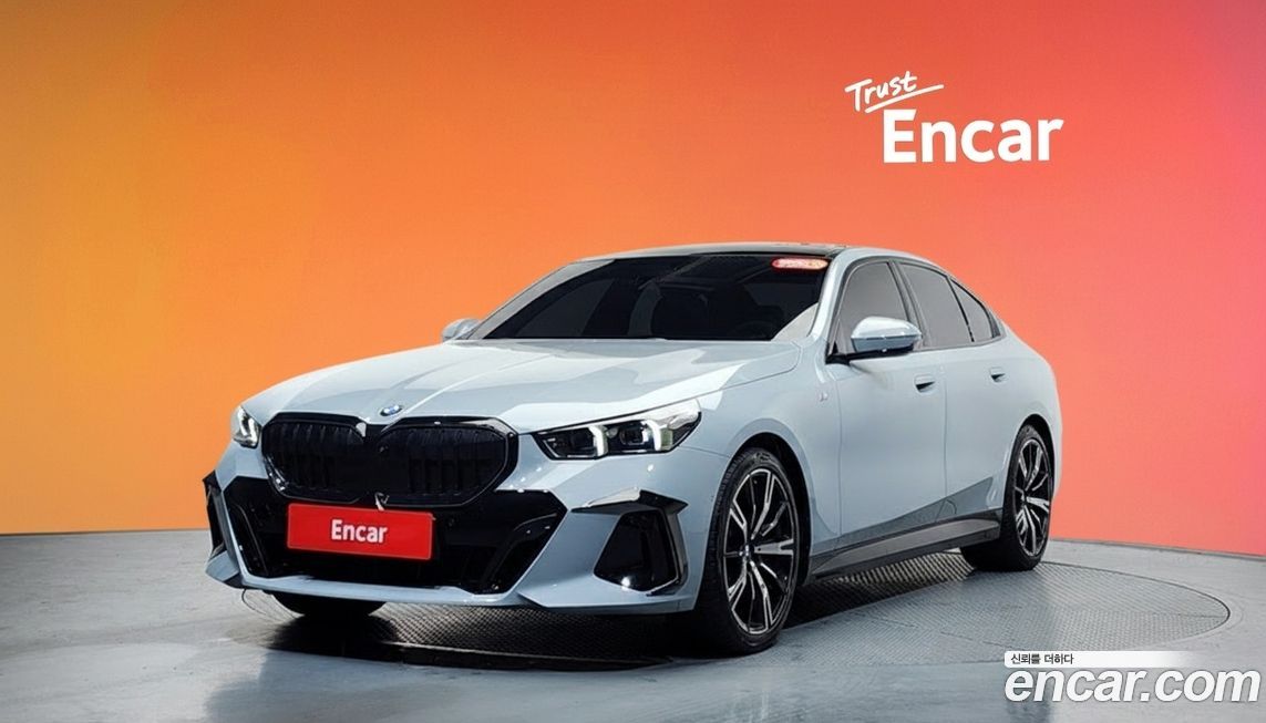 BMW 5-Series 530i xDrive M Sport, 2024