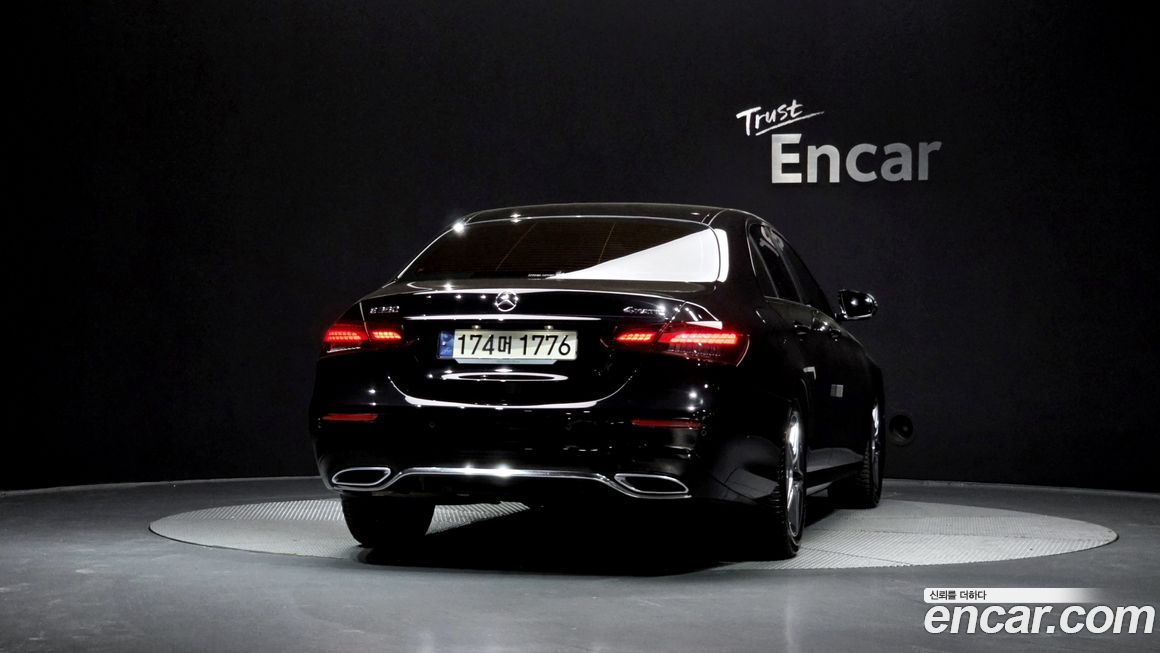 Mercedes-Benz E-Class E250 AMG Line, 2023