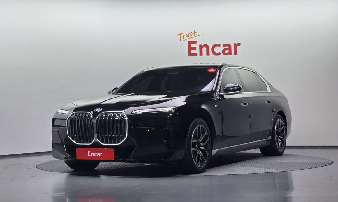 BMW 7-Series 740i xDrive M Sport, 2024