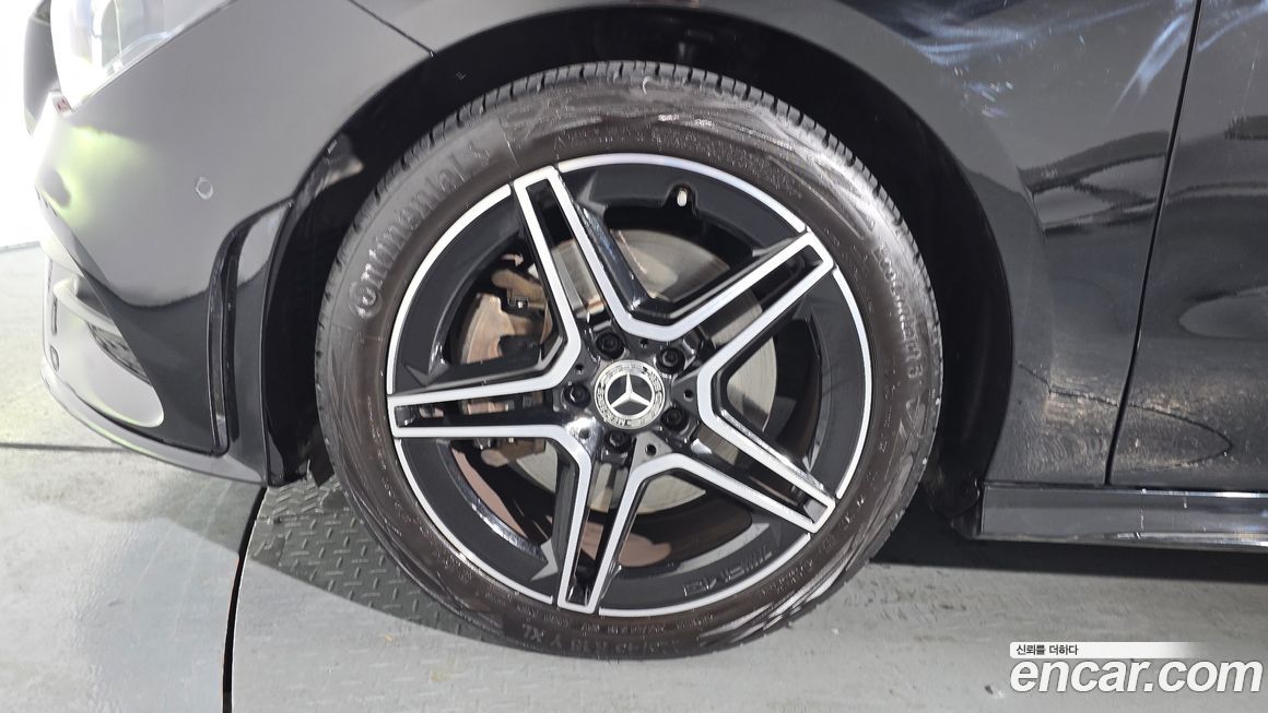 Mercedes-Benz CLA-Class CLA250 4MATIC, 2023