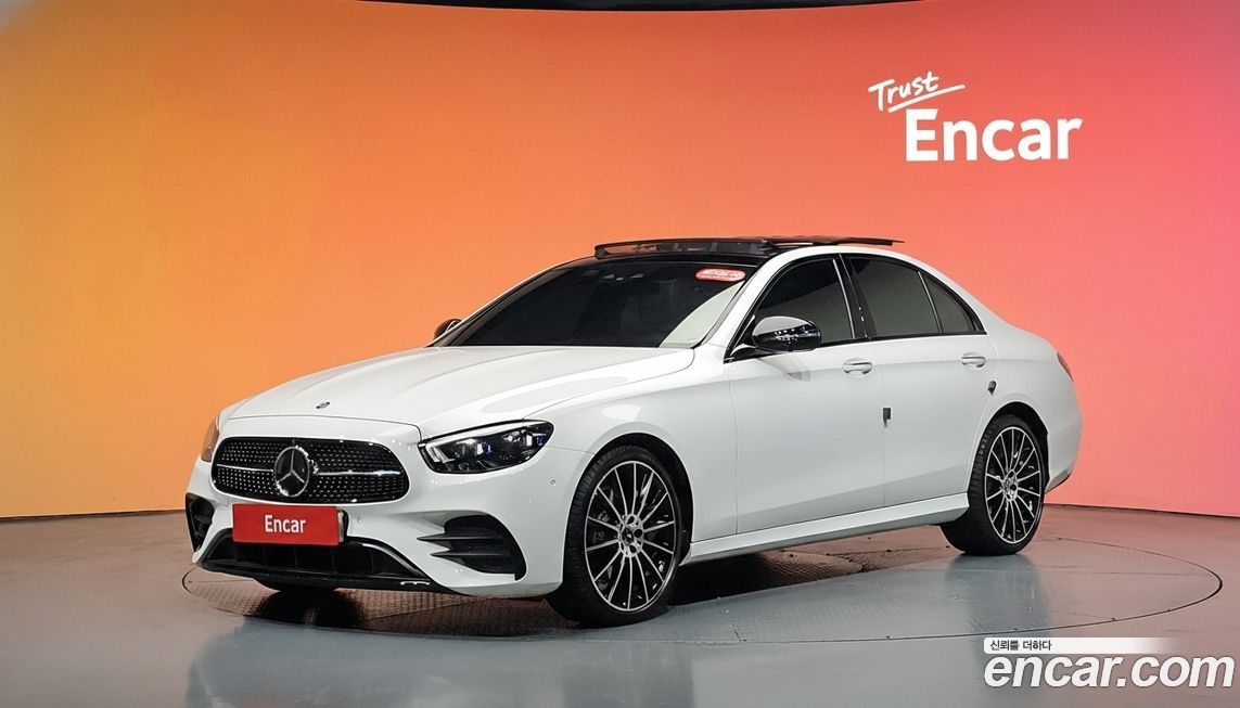 Mercedes-Benz E-Class E350 4MATIC AMG Line, 2023