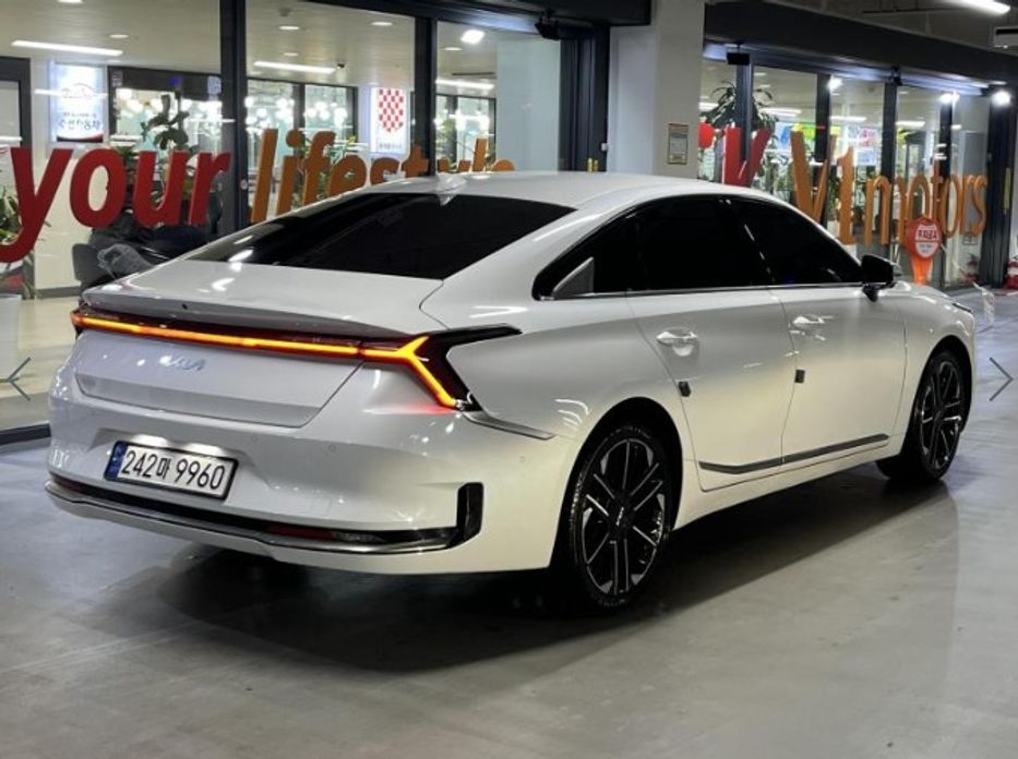 Kia K8 2.5 Gasoline 2WD, 2025