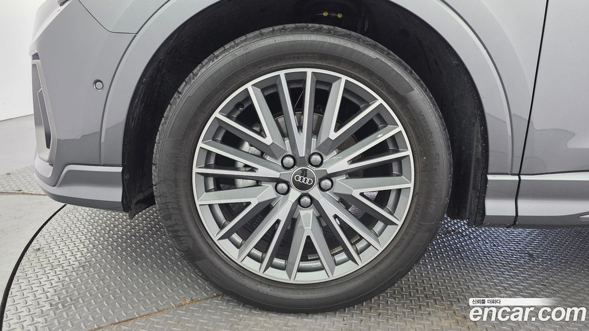 Audi Q3 35 TDI Premium, 2023