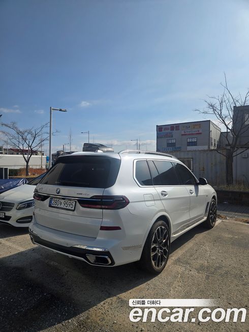 BMW X7 xDrive 40d M Sport 6STR, 2025