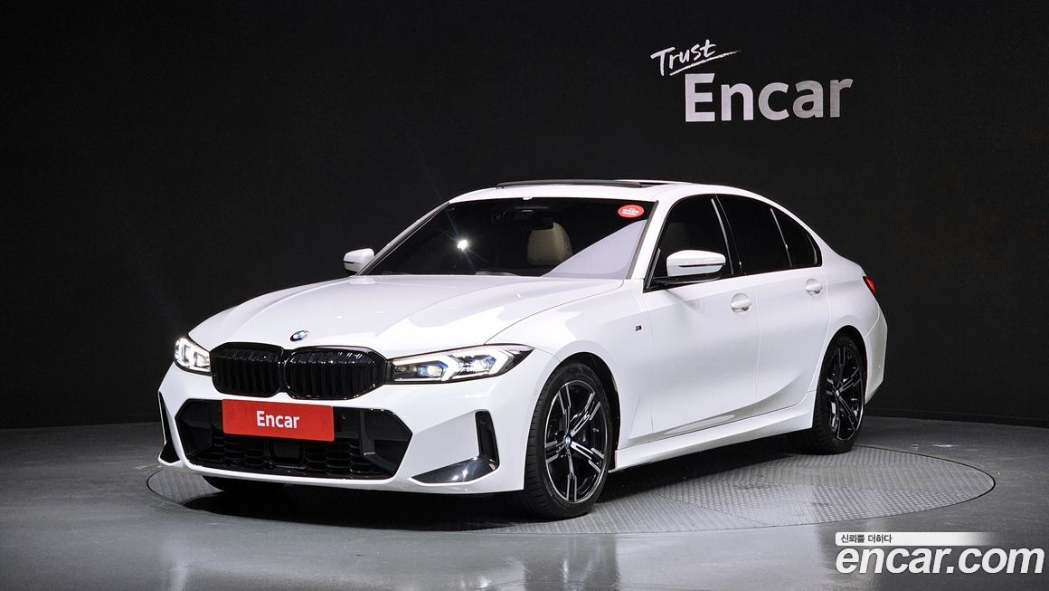 BMW 3-Series 320i M Sport, 2023