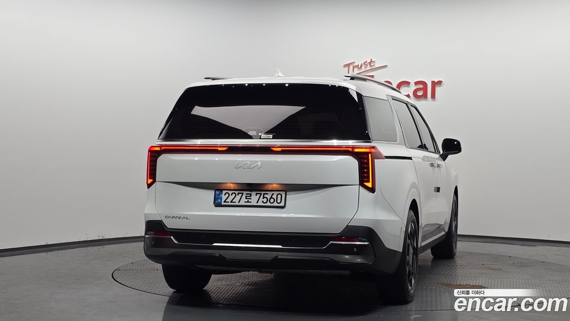 Kia Carnival 9-Seater Noblesse, 2025