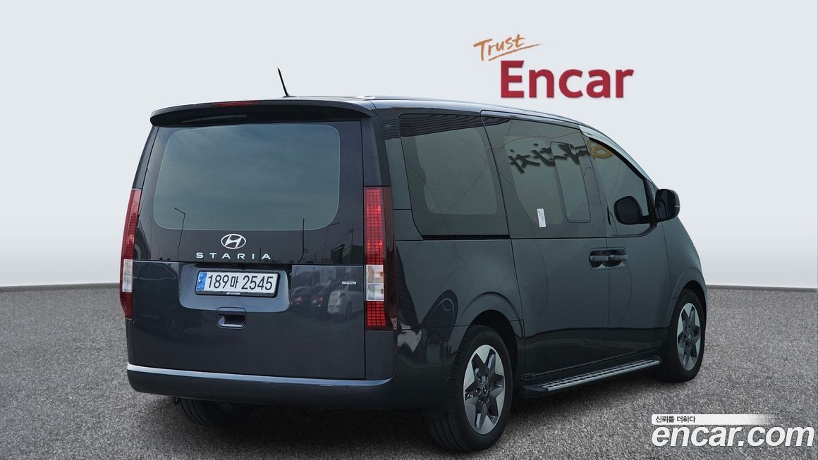 Hyundai Staria Tourer 9-Seater, 2024