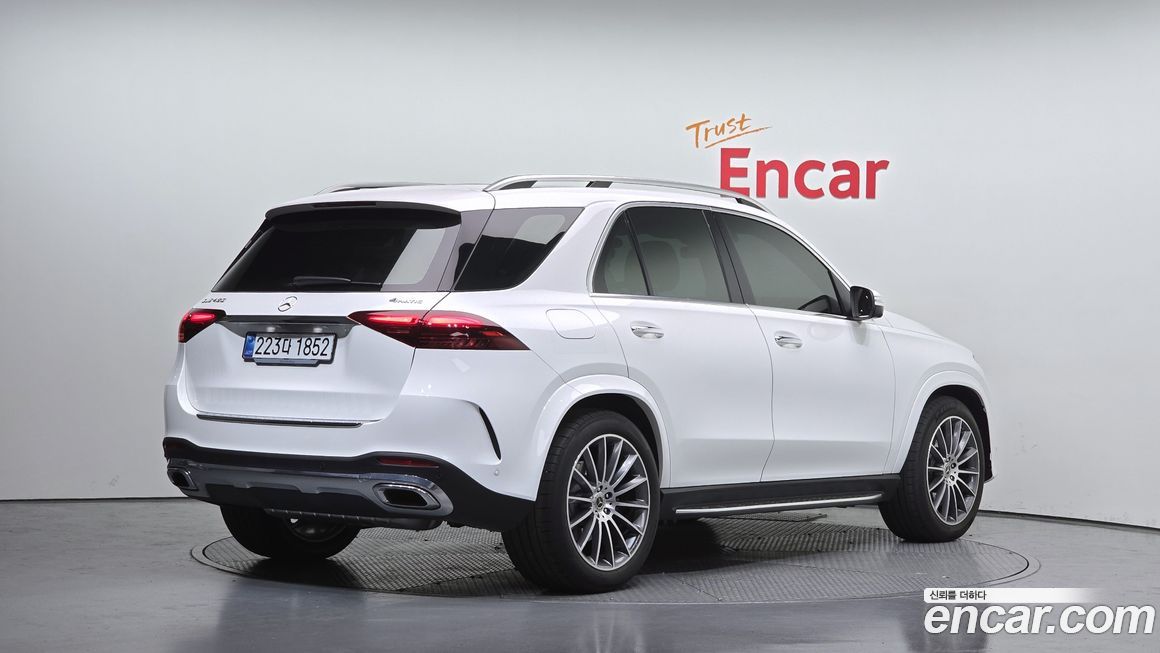 Mercedes-Benz GLE-Class GLE450 4MATIC, 2025