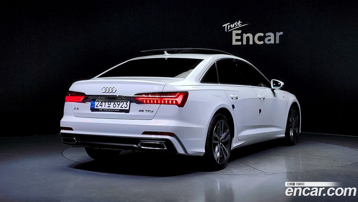 Audi A6 45 TFSI Premium, 2023