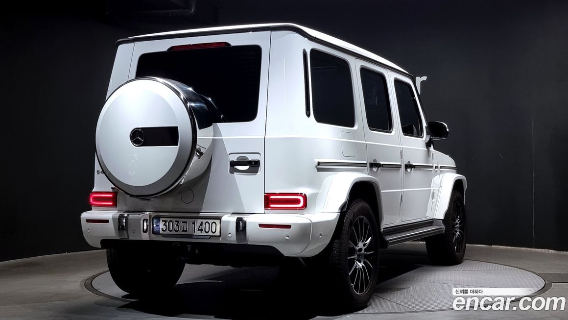 Mercedes-Benz G-Class G400d, 2023