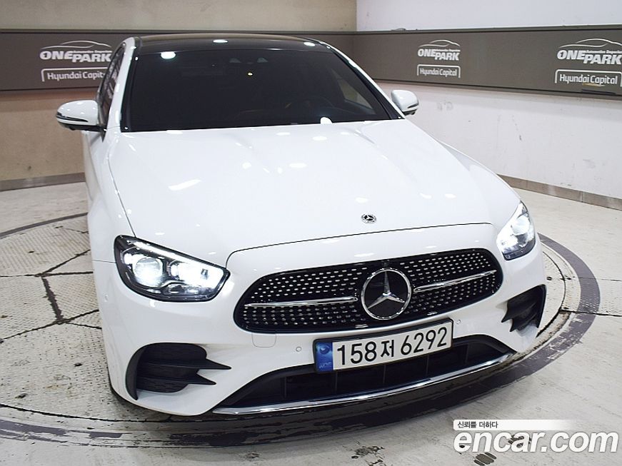 Mercedes-Benz E-Class E350 4MATIC AMG Line, 2022