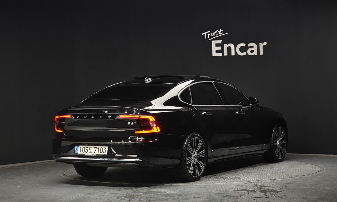 Volvo S90 B6 AWD Inscription, 2022