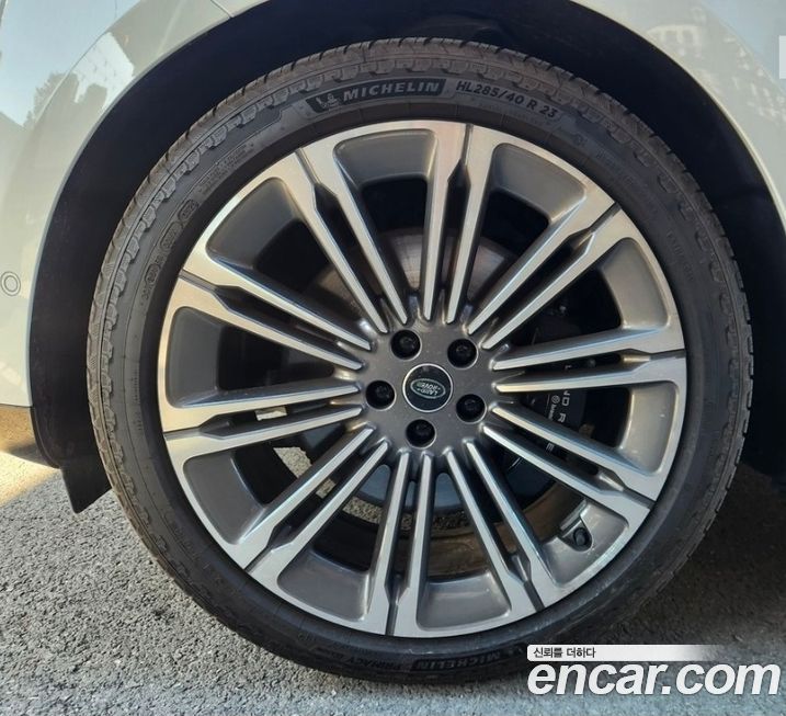 Land Rover Range Rover P530 Autobiography Long Wheel Base, 2025