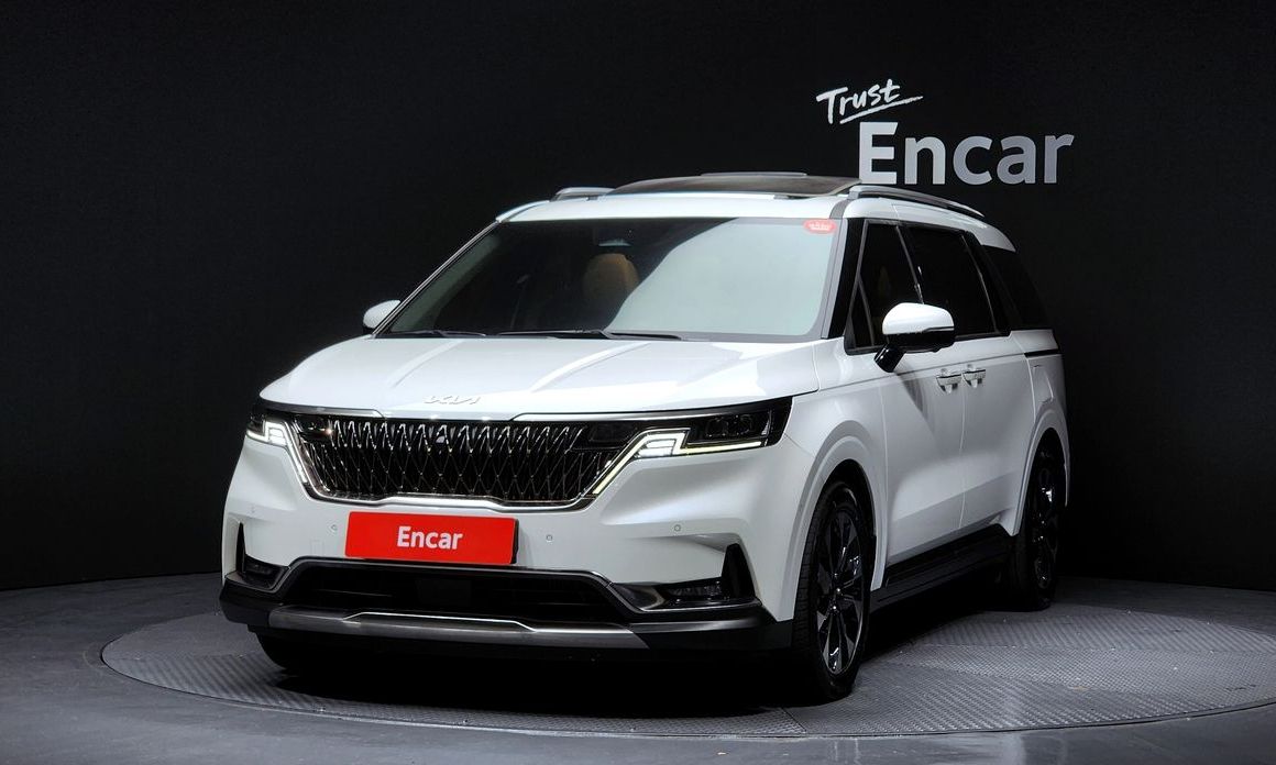 Kia Carnival 9-Seater Signature, 2023